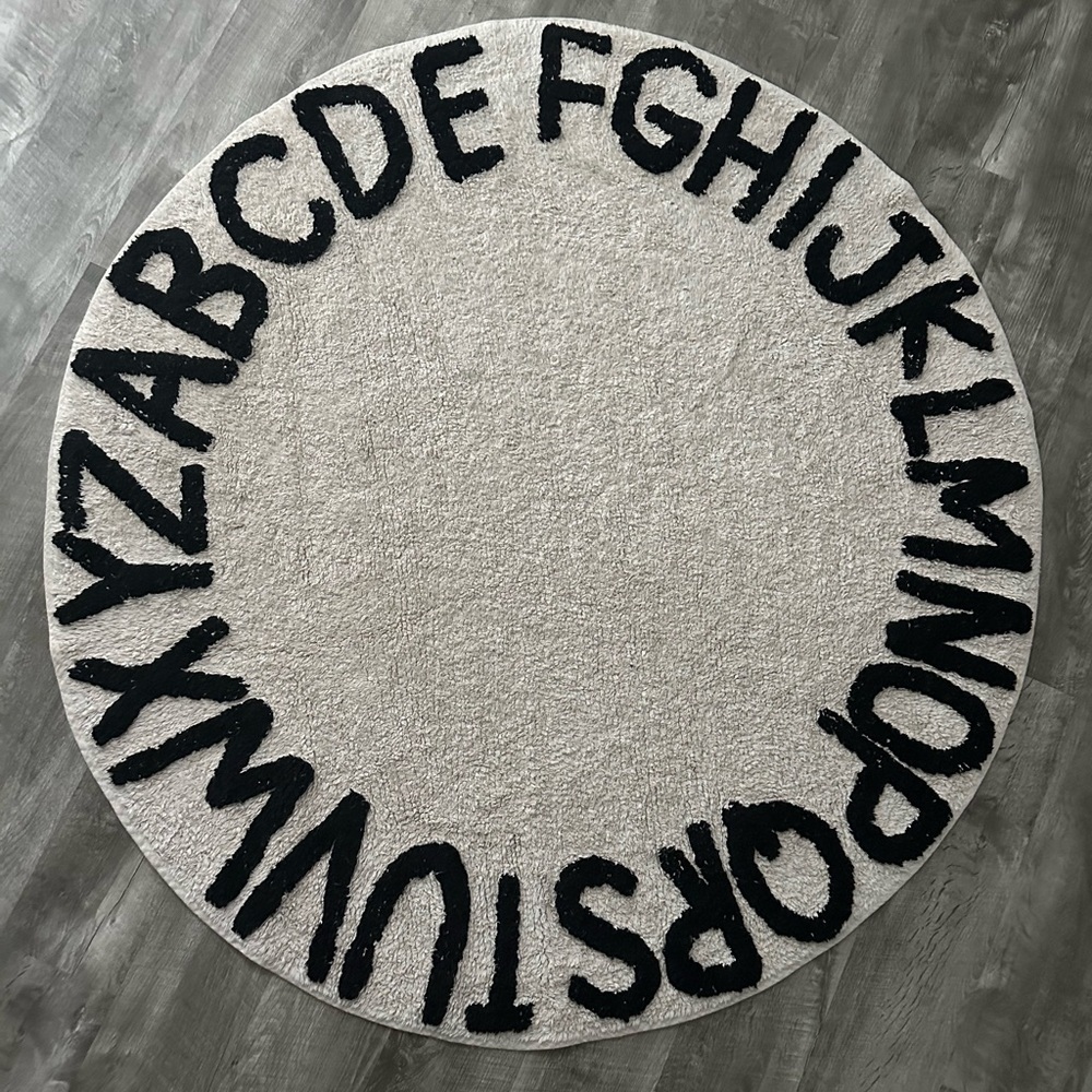 ROUND ABC MACHINE WASHABLE RUG 5 FEET COTTON